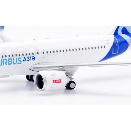 AIRBUS A319-151N REG: D-AVWA WITH STAND - INFLIGHT 200 IF319HNEO 1/200