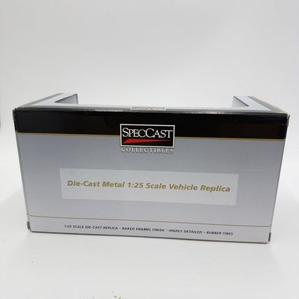 SpecCast die-cast metal 1:25 Scale vehicle blain’s Farm & fleet truck ford Chevy