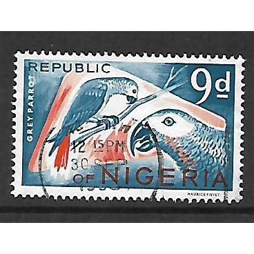 NIGERIA 1965 9d GREY PARROTS BLUE & RED SG 179 FINE USED#2