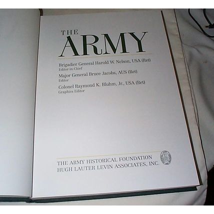 THE ARMY HISTORICAL FOUNDATION BOOK - 2001 - - Padded Hardcover