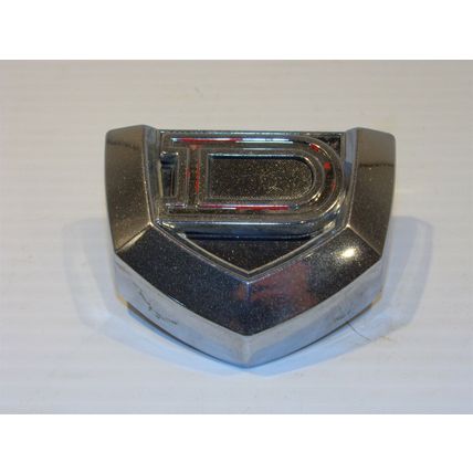 1974 75 76 77 78 Datsun B210 Grill Emblem OEM 62312H5505