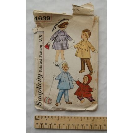 Vintage: Simplicity Pattern No. 4639 toddlers coat & pants, 19 inch chest