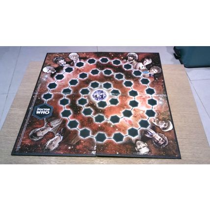 DOCTOR WHO: DVD Board Game (Paul Lamond Games) 2012