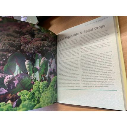 2001 "HDRA ENCYCLOPEDIA OF ORGANIC GARDENING" 2.2kg LARGE HARDBACK BOOK (EV3)