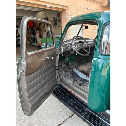 1952 Chevrolet 5-Window 3/4 Ton Pickup