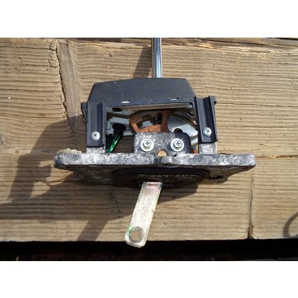 1984 - 88 Nissan Maxima Bluebird Automatic Shifter OEM J-004-5137-100 Pathfinder