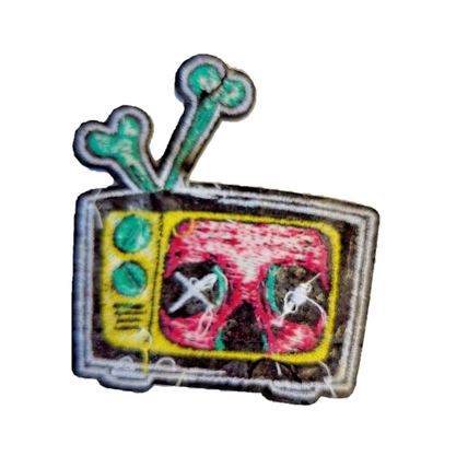 Gothic TV Iron On Patch Skull Badge Embroidered 6.3 cm x 7 cm Fun Horror P206