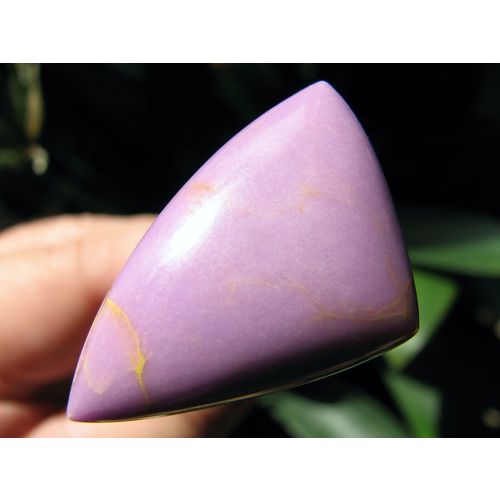 Phosphosiderite Cabochon; Lovely Lilac Purple, Golden Veining; 28.1 cts; Chile