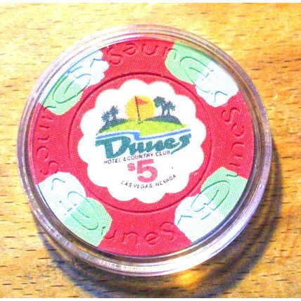 Dunes $5. Uncirculated Casino Chip - Las Vegas, Nevada - 1989