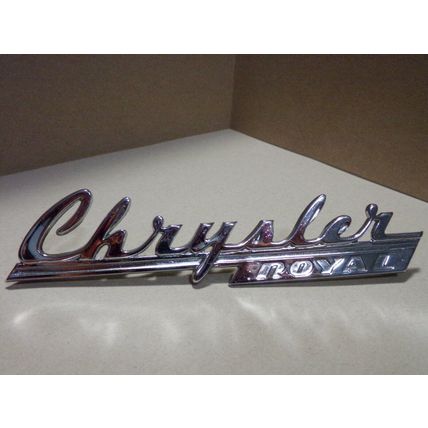 1940 CHRYSLER ROYAL EMBLEM OEM VERY NICE SEDAN