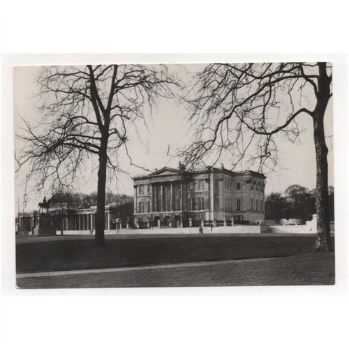 London, Aspley House, Hyde Park Corner, Wellington Museum. Postcard A.P.18