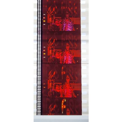 EARTH WIND & FIRE. Pk MTP - A032f. 1 STRIP OF 5 - 35MM FILM CELLS. A rare strip