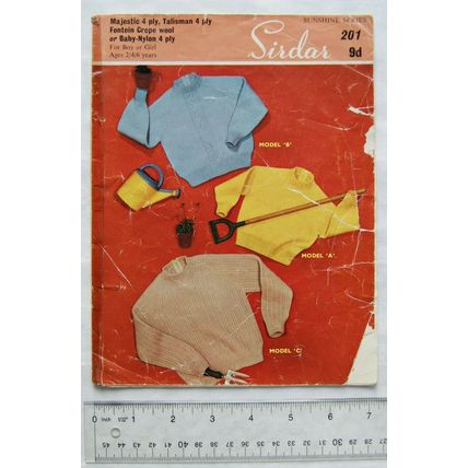 Vintage: Sirdar 201 jerseys for boy or girl 4 ply
