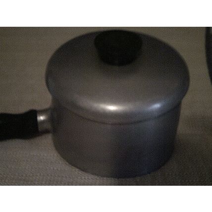 Wearever heavy aluminum pot vintage