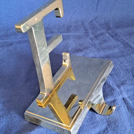 Gold Colored Metal LETTER E Christmas STOCKING HANGER Holder Mantel Hook Holiday