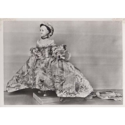 1758 Medieval Stuffed Toy Wax Doll Ladies Coat Robe RPC London Museum Postcard