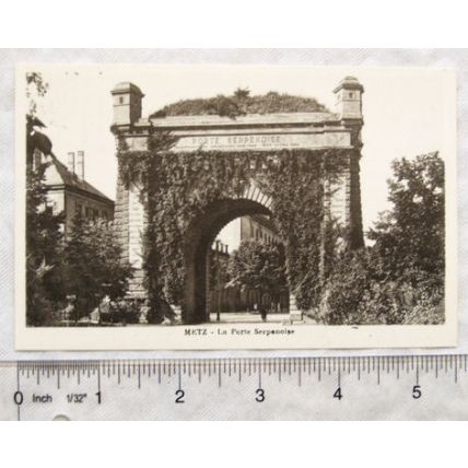 vintage postcard Metz, La Porte Serpenoise