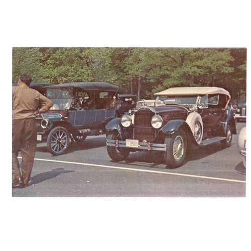 1929 PACKARD, MODEL 645 veteran car unused postcard Auto Museum, Bridgewater N.Y
