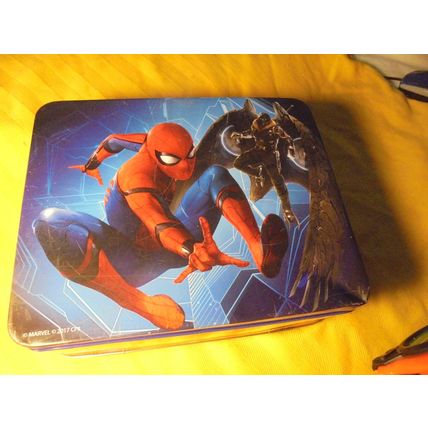 SPIDER-MAN HOMECOMING 2017 Metal Lunchbox! $8.00 OBO!