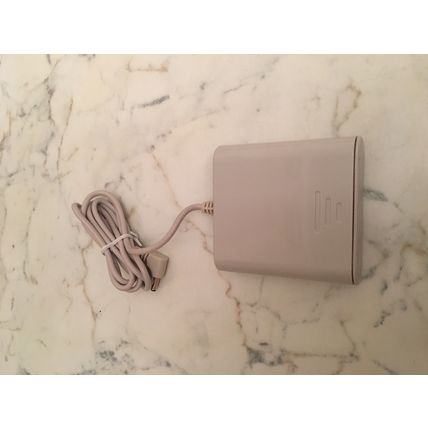 Battery powered connector for Avent Breastpump
