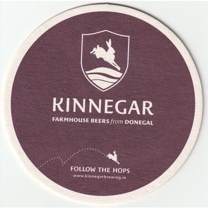 BEER MAT - KINNEGAR BREWERY (IRELAND) - FOLLOW THE HOPS - (Cat No 018) - (2017)