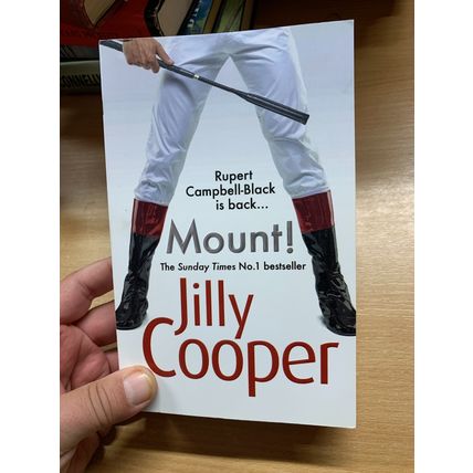SIGNED COPY* 2017 JILLY COOPER "MOUNT!" FICTION PAPERBACK BOOK (P4)