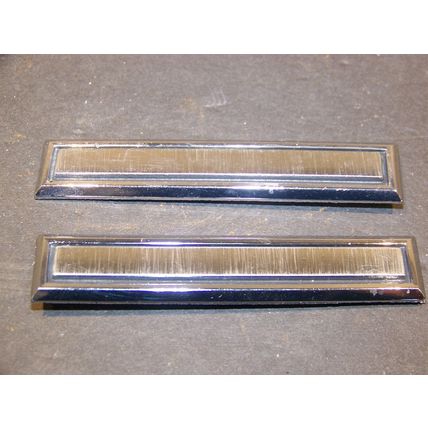 1966 Ford Galaxie 500 XL Bucket Seat Emblems Trim OEM C80B-6364824-A