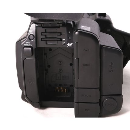 JVC GY-HC500U, 1" CMOS 4K Professional Camcorder, with accessories – Only 68Hrs