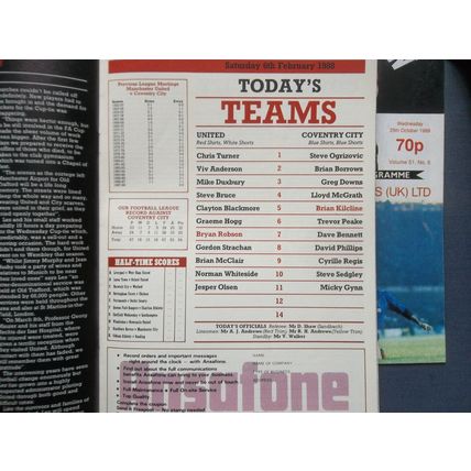 3 FOOTBALL PROGRAMMMES MANCHESTER UNITED REVIEW 1986-87 LEICESTER FLUMINENSE