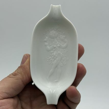 Rosenthal Signed Bjorn Wiinblad White Porcelain The Magic Flute Ashtray White