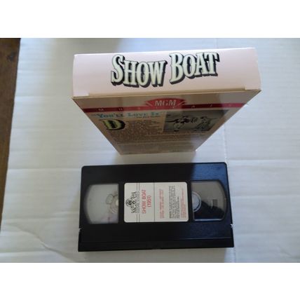Show Boat - VHS Tape with Ava Gardner, Kathryn Grayson & Howard Keel - 1979