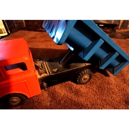 Old Tin Friction Powered Dump Truck Working (AHI Made In Japan) 1960s 8 3/4 Long