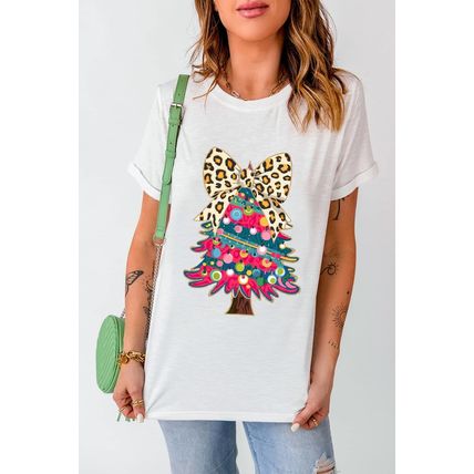 White Leopard Bow Décor Christmas Tree Graphic Crew Neck Tee