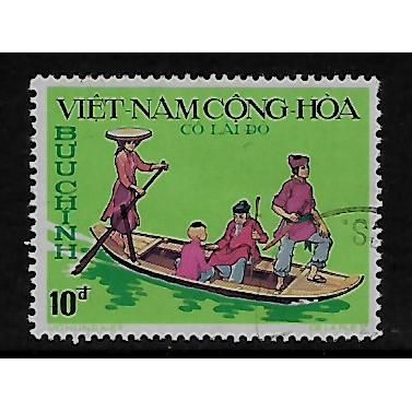 VIETNAM 1974 VIETNAMESE SAMPAN WOMEN 10p SAMPAN AND PASSENGERS SG S456FINE USED