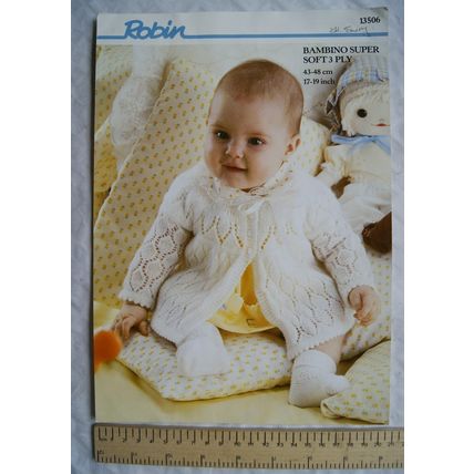 Vintage: Robin 13506 matinee coat, 3 ply, 17-19 inch 43-48 cm chest