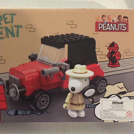 NEW Peanuts Snoopy Secret Agent Car Building Set - 114 Pieces