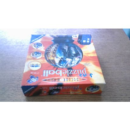 DOCTOR WHO Junior Puzzleball (96 Piece) Ravensburger (2007)