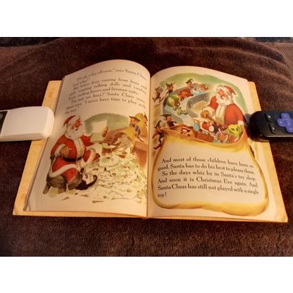 Little Golden Book Walt Disney Santas Toy Shop By Mary Reed PhD (A) Edition 1950