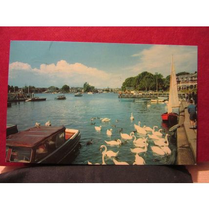 OULTON BROAD, LOWESTOFT, SUFFOLK used postcard by Jarrold 1978 pm =