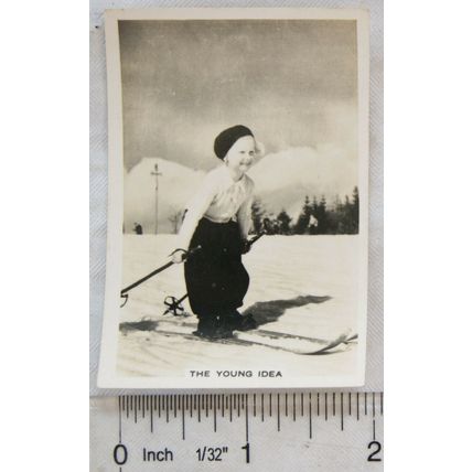 1937 Senior Service Winter Scenes No. 39 The Young Idea