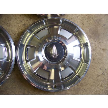 1968 PLYMOUTH BARRACUDA HUBCAPS WHEEL COVERS 1969 SATELLITE BELVEDERE VALIANT