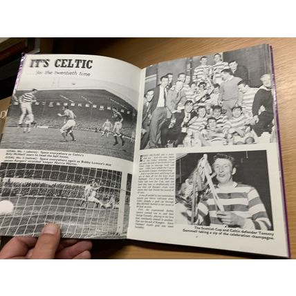 1969 "FOOTBALL STAR PARADE 1969-1970" RON YEATS UK FOOTBALL HARDBACK BOOK (P4)