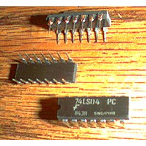 Lot of 25: Fairchild 74LS04PC :: FREE Shipping