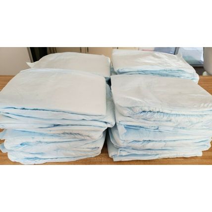 Lot of 29 New Adult Diapers without Packaging Size Med or Large?