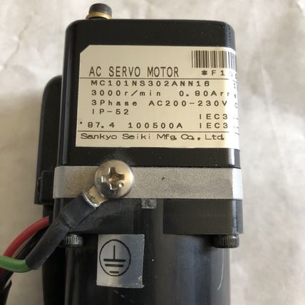 NEW SANKYO SEIKI MC101NS302ANN1B AC SERVO MOTOR,3PH,MC101NS302ANN18,3000 RPM,ED