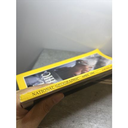 National Geographic Magazine April 1995 The New Saigon Vintage Collectable b