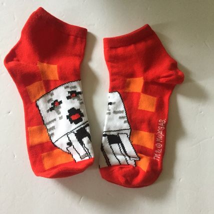 Boy's Minecraft Red Blue & Green Low Cut Socks Shoe Size 3-10 Socks