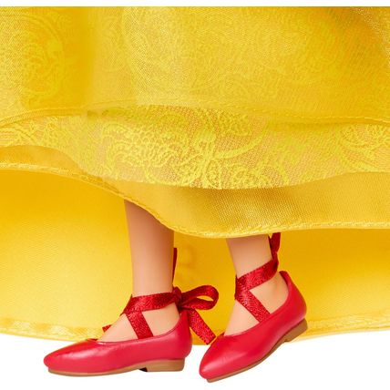 Mattel Disney Collector Snow White Collectible Fashion Doll in Signature Clothin