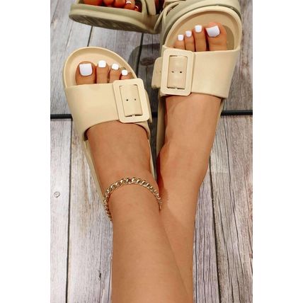 Parchment Buckle Decor Wide Band Thick Sole Slippers
