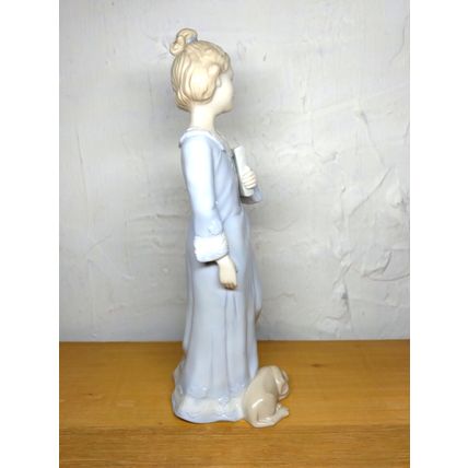 Vintage Regal Collection Bedtime Range Lady Figurine Sleeping Puppy - Fast Ship!